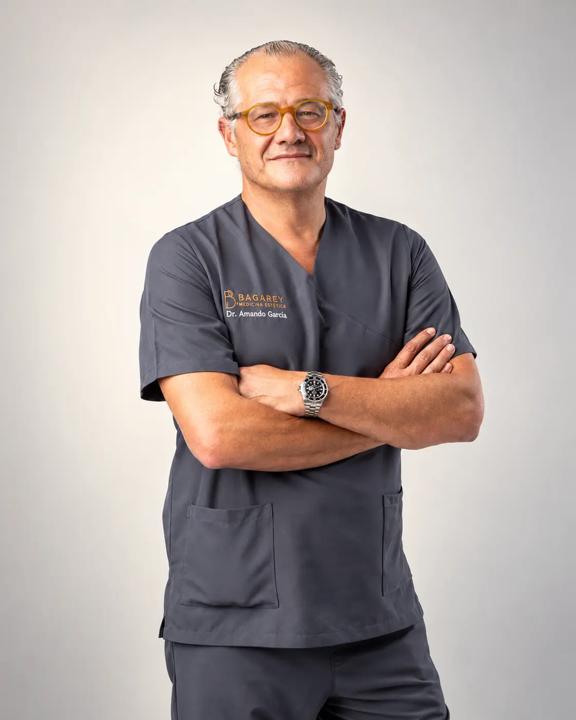 Dr. Luis Amando García, especialista en cirugía facial